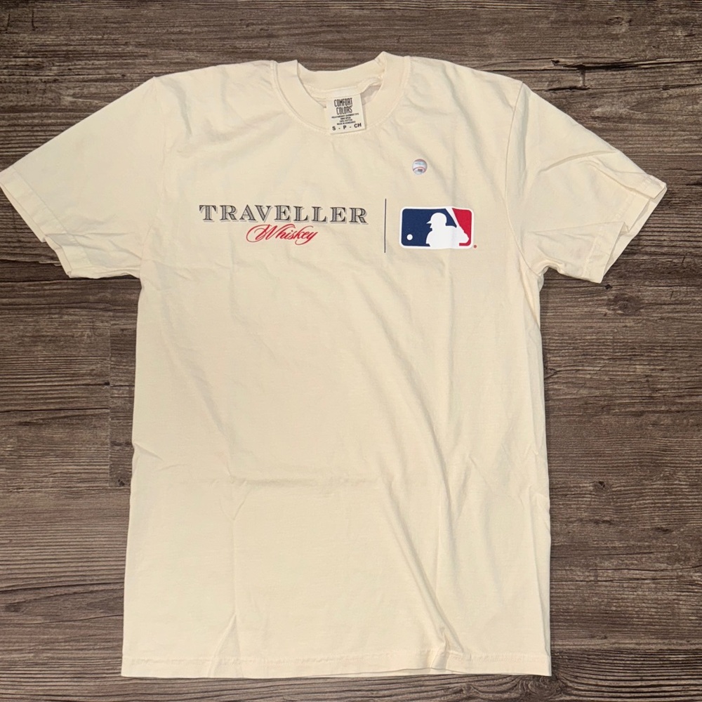 Cream Traveller Whiskey / MLB T-shirt
